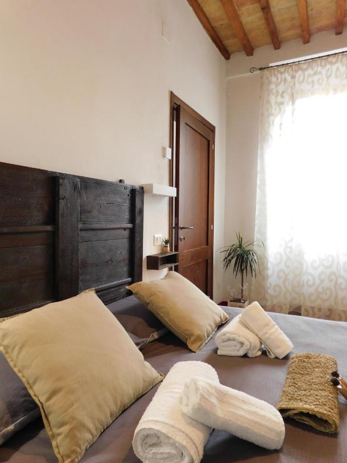Otello Guest House 몬탈치노 외부 사진